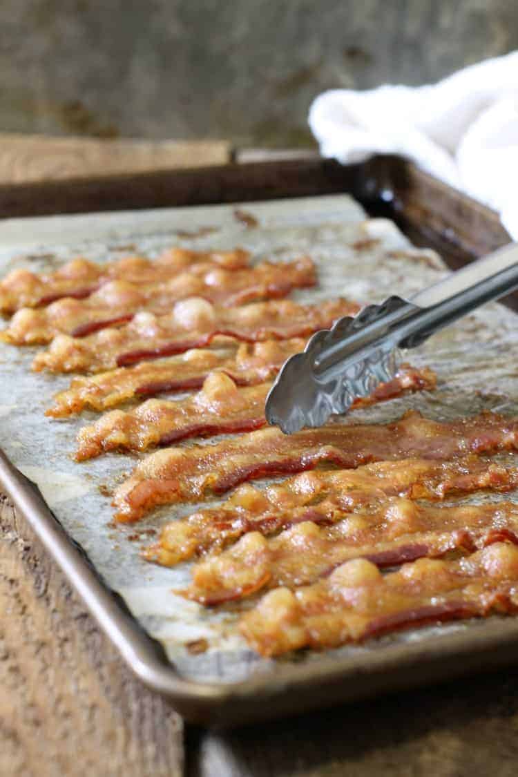 https://www.earthfoodandfire.com/wp-content/uploads/2019/01/perfectly-cooked-oven-baked-bacon.jpg